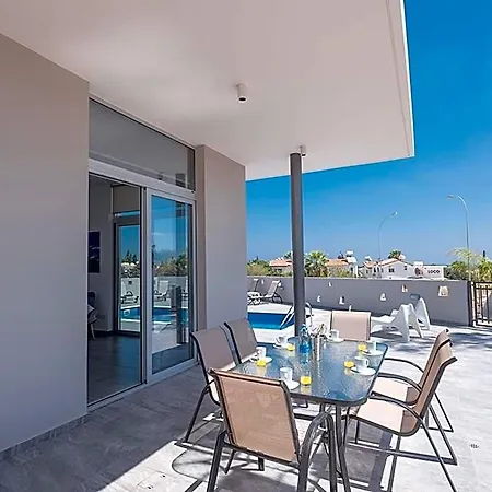 Miramar, Luxury And New 5bdr With Pool