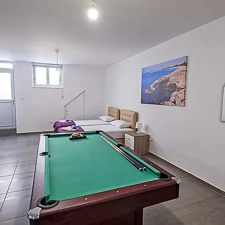 Miramar, Luxury And New 5bdr With Pool فندق