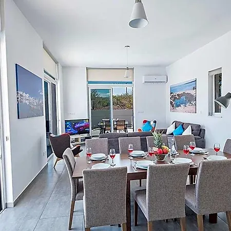 Miramar, Luxury And New 5bdr With Pool فندق