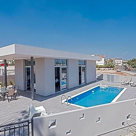 Miramar, Luxury And New 5bdr With Pool 4*