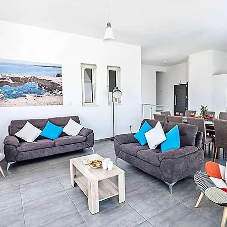 Miramar, Luxury And New 5bdr With Pool
